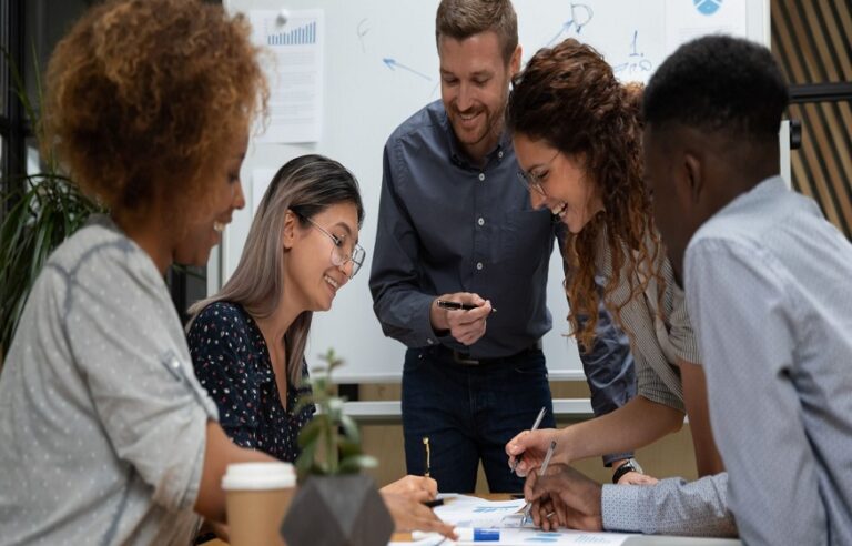 How to Choose the Right PEO Service Provider